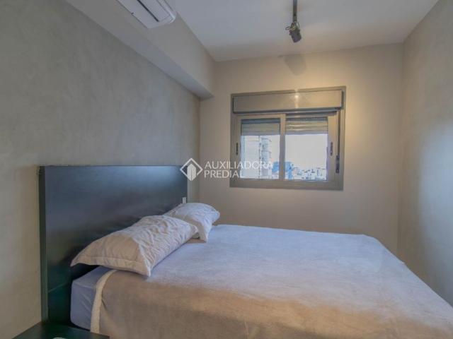 Apartamento com 1 quarto e 37m² para alugar em Chácara das Pedras, Porto Alegre