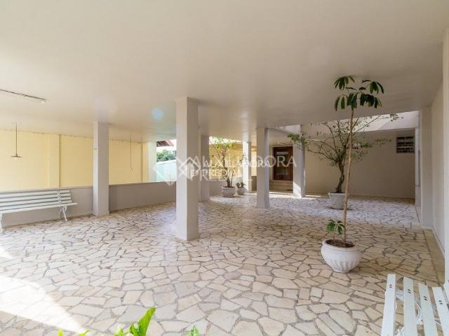 Apartamento com 1 quarto e 37m² para alugar em Santo Antônio, Porto Alegre