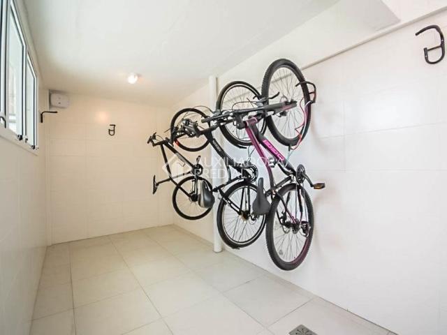 Apartamento com 1 quarto e 37m² para alugar em Rio Branco, Porto Alegre