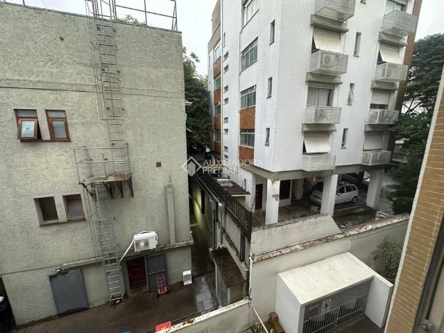 Apartamento com 1 quarto e 39m² para alugar em Moinhos de Vento, Porto Alegre