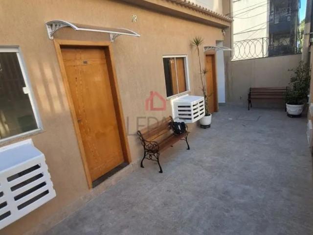 Apartamento com 1 quarto, Sala e coziha integradas. Área de serviço externa