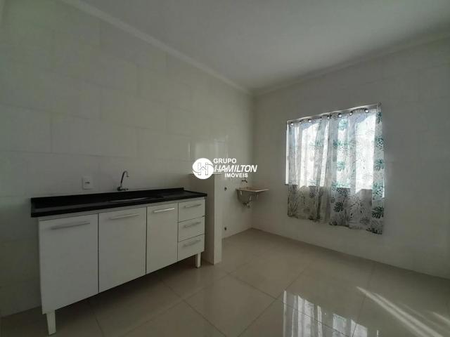 Apartamento com 1 quarto para alugar