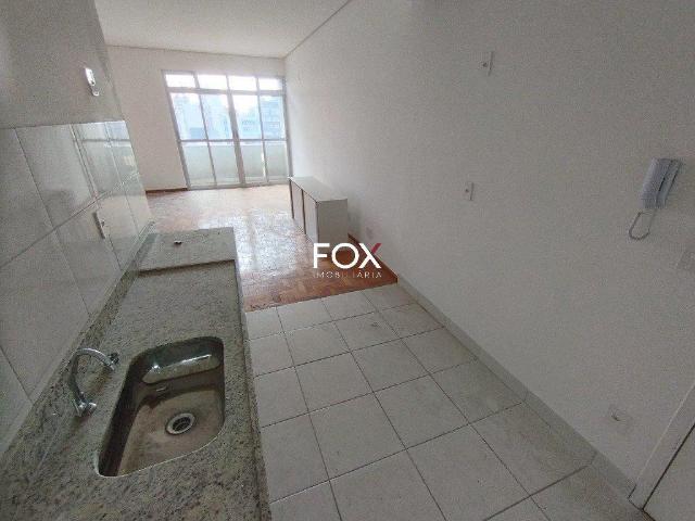 Apartamento com 1 quarto para alugar no bairro Centro, 40m²