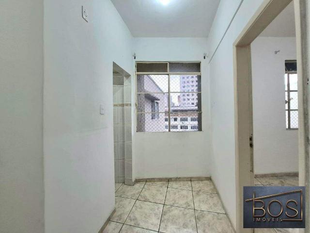 Apartamento com 1 quarto para alugar no bairro Centro, 48m²