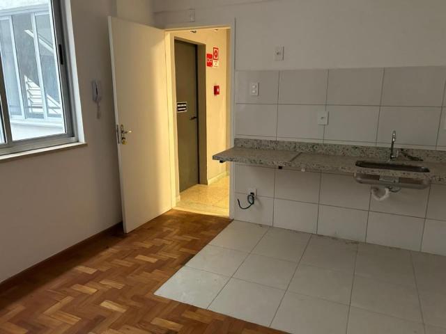 Apartamento com 1 quarto para alugar no bairro Centro, 37m²