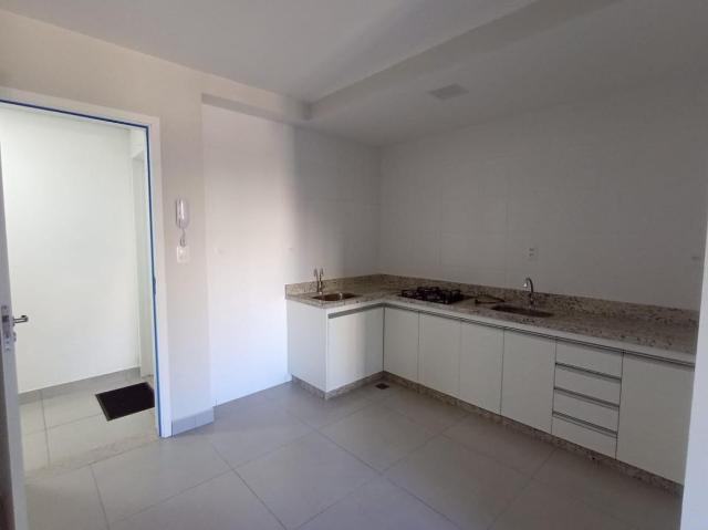 Apartamento com 1 quarto para alugar no bairro Floresta, 24m²
