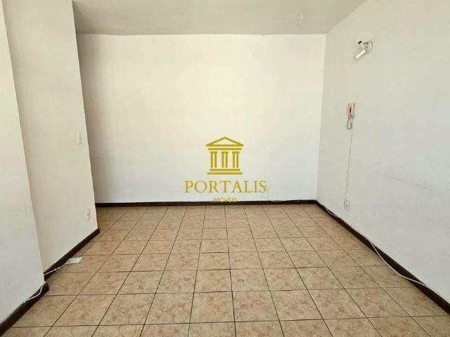 Apartamento com 1 quarto para alugar no bairro Floresta, 40m²
