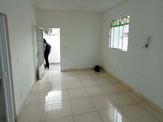 Apartamento com 1 quarto para alugar no bairro Sagrada Família em Belo Horizonte
