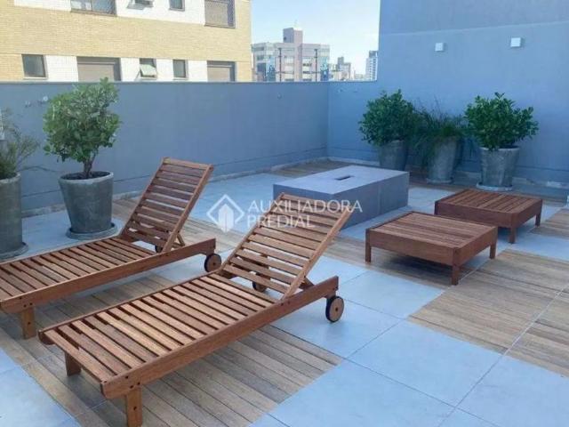 Apartamento com 1 quarto para alugar na Alameda Emílio de Menezes, 111, Três Figueiras, Porto Alegre, 54 m2 por R$ 6.200