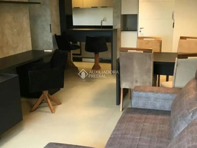 Apartamento com 1 quarto para alugar na Alameda Emílio de Menezes, 111, Três Figueiras, Porto Alegre, 53 m2 por R$ 4.500