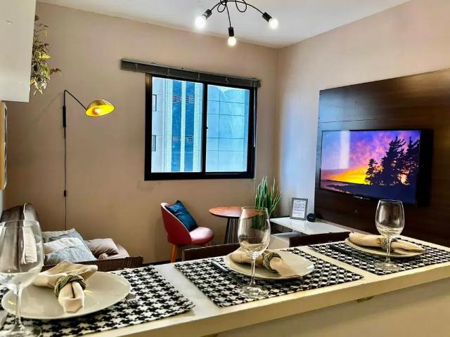 Apartamento com 1 quarto para alugar na Avenida Visconde de Guarapuava, 2305, Centro, Curitiba