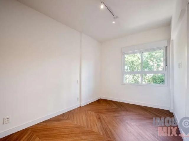 Apartamento com 1 quarto para alugar na Avenida João Wallig, 100, Passo da Areia, Porto Alegre por R$ 3.500