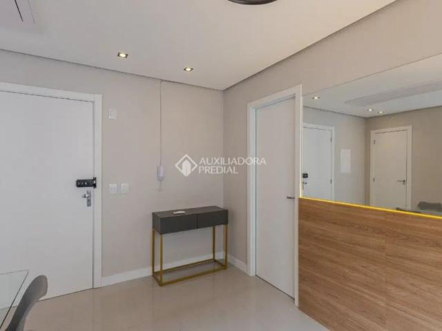 Apartamento com 1 quarto para alugar na Avenida João Wallig, 306, Passo da Areia, Porto Alegre, 40 m2 por R$ 2.750