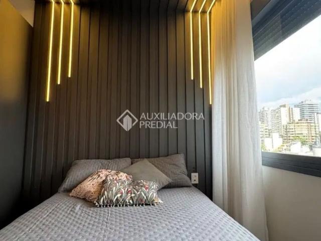 Apartamento com 1 quarto para alugar na Paraguai, 576, Rio Branco, Porto Alegre, 25 m2 por R$ 4.400