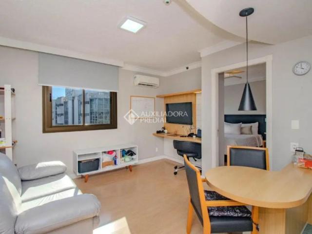 Apartamento com 1 quarto para alugar na Rua Miguel Tostes, 30, Rio Branco, Porto Alegre, 42 m2 por R$ 2.350