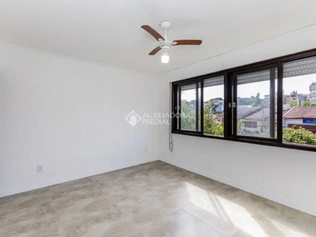 Apartamento com 1 quarto para alugar na Rua Doutor Ernesto Ludwig, 558, Chácara das Pedras, Porto Alegre, 28 m2 por R$ 1.460