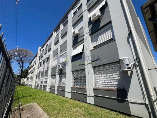 Apartamento com 1 quarto para alugar na Rua Lasar Segall, 570, São Sebastião, Porto Alegre por R$ 1.000