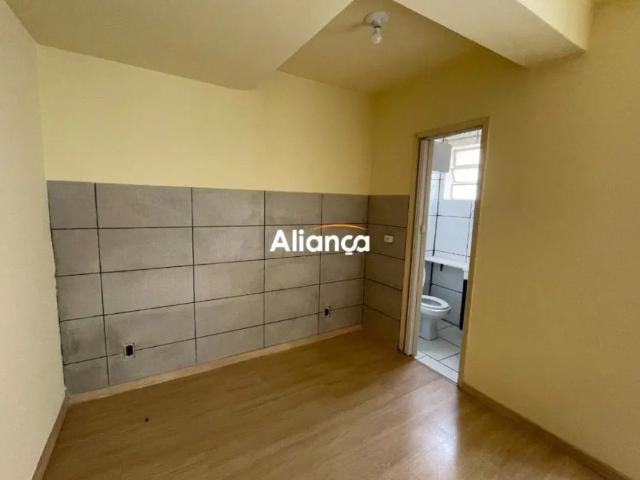 Apartamento com 1 quarto para alugar na Rua Professora Amy Herve Ramirez, 105, Jardim Leopoldina, Porto Alegre por R$ 750