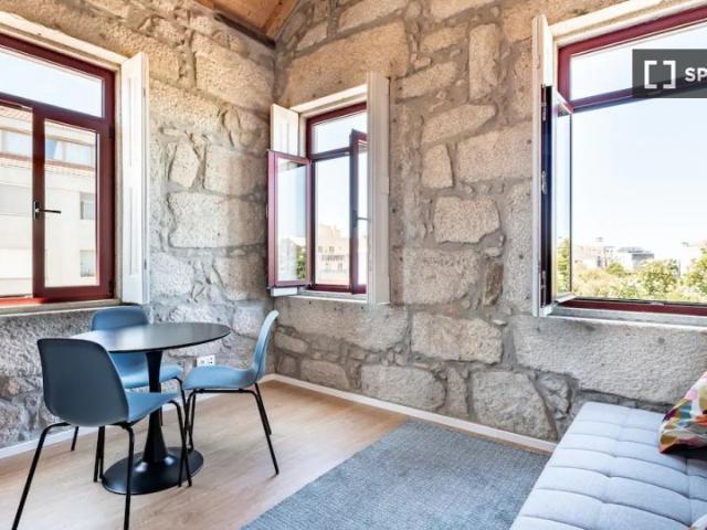 Apartamento com 1 quarto para arrendar no Porto