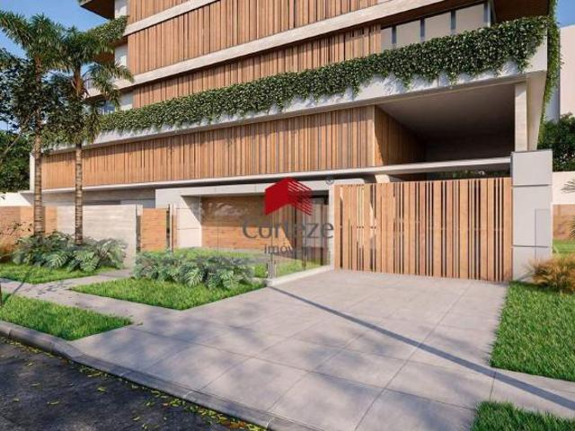 Apartamento com 200m² 3 quartos, à venda, no bairro Centro em São José dos Pinhais