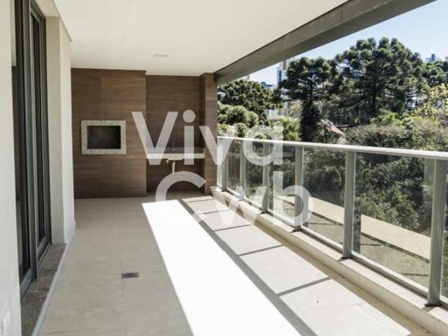 Apartamento com 235m² Privativos, 4 Domritórios e 4 vagas à venda no Ecoville