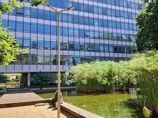 Apartamento com 245 m² e 4 quartos à venda em Asa Sul
