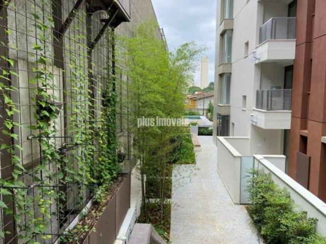 Apartamento com 270 m2 no Jardim Guedala