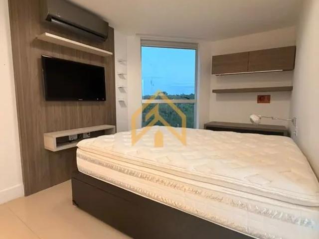 Apartamento com 2 vagas de garagem