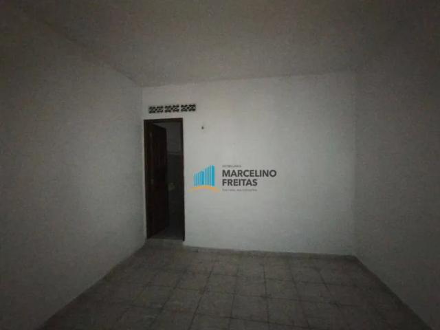 Apartamento com 2 dormitórios para alugar, 55 m² por R$ 900,00/mês Jardim Iracema Fortaleza/CE
