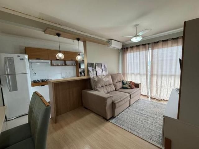 Apartamento com 2 dormitório no Goiás
