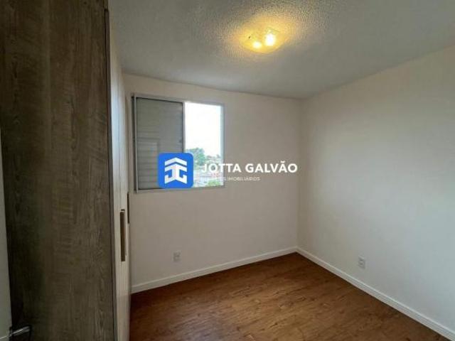 Apartamento com 2 dormitórios, 1 banheiro e 1 vaga de garagem à venda. 45m