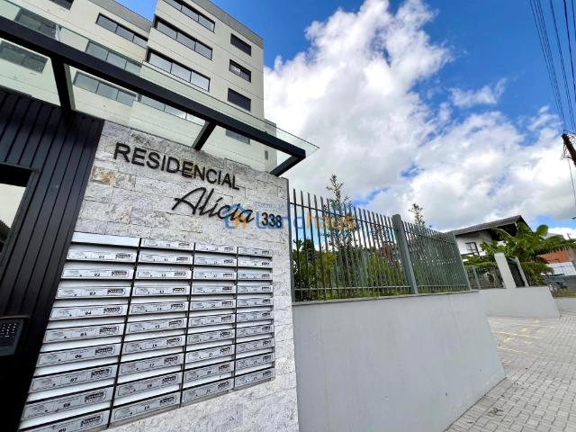 Apartamento com 2 dormitórios, 1 vaga para alugar por R$ 2.600,00