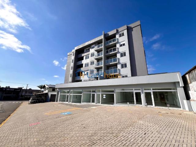 Apartamento com 2 dormitórios, 1 vaga para alugar por R$ 2.300,00