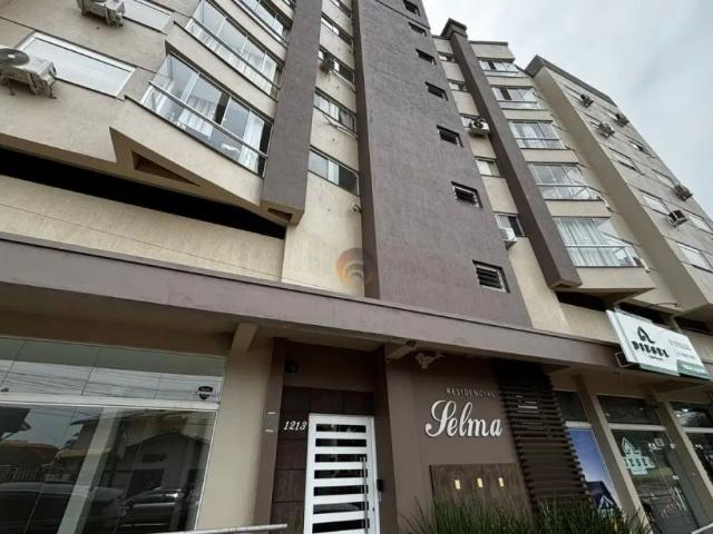 Apartamento com 2 dormitórios uma suíte para locação Bairro Centro Lajeado