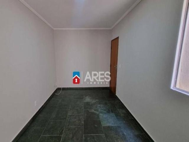 Apartamento com 2 dormitórios à venda no Condomínio Residencial Carolina, 47 m² por R$ 180.000 Par