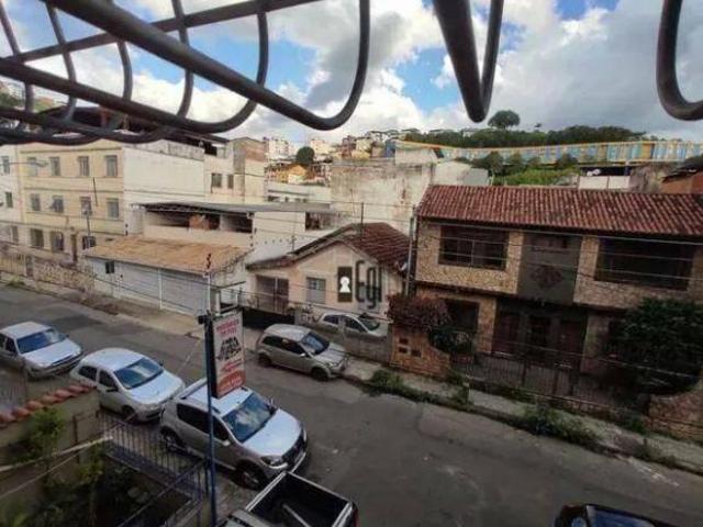 Apartamento com 2 dormitórios à venda, 100 m² por R$ 270.000,00 Centro Juiz de Fora/MG