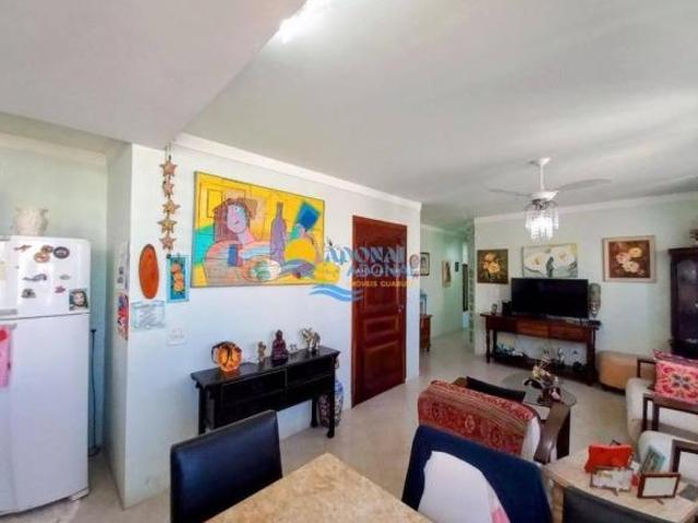 Apartamento próximo à praia com sacada — Pitangueiras — Guarujá