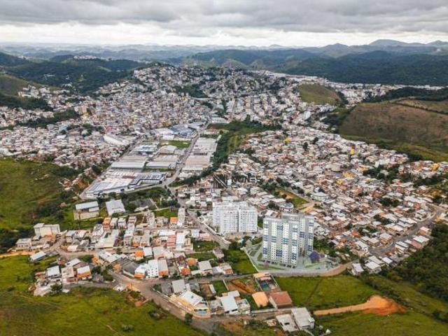 Apartamento com 2 dormitórios à venda, 37 m² por R$ 213.000,00 Realeza Juiz de Fora/MG