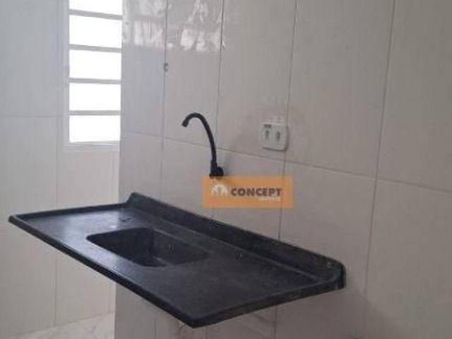 Apartamento com 2 dormitórios à venda, 42 m² por R$ 180.000,00 Vila Ferlópolis Itaquaquecetuba/S