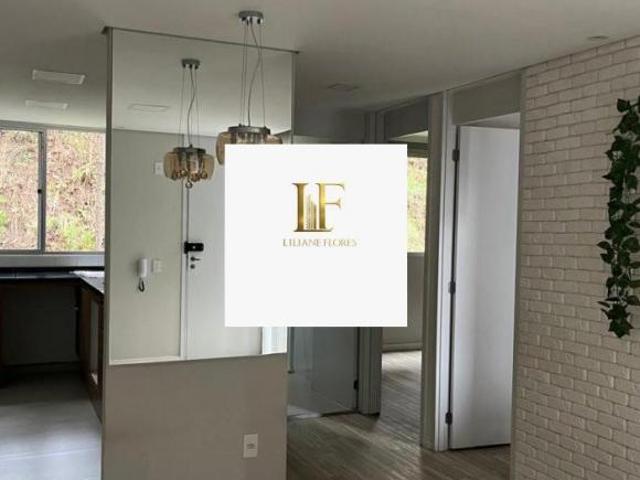 Apartamento com 2 dormitórios à venda, 43 m² por R$ 260.000