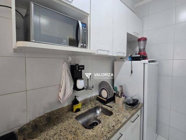 Apartamento com 2 dormitórios à venda, 54 m² por R$ 330.000,00 Condomínio Bosque São Paulo Soroc
