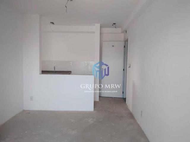 Apartamento com 2 dormitórios à venda, 55 m² por R$ 297.000,00 Chácaras Reunidas São Jorge Soroc