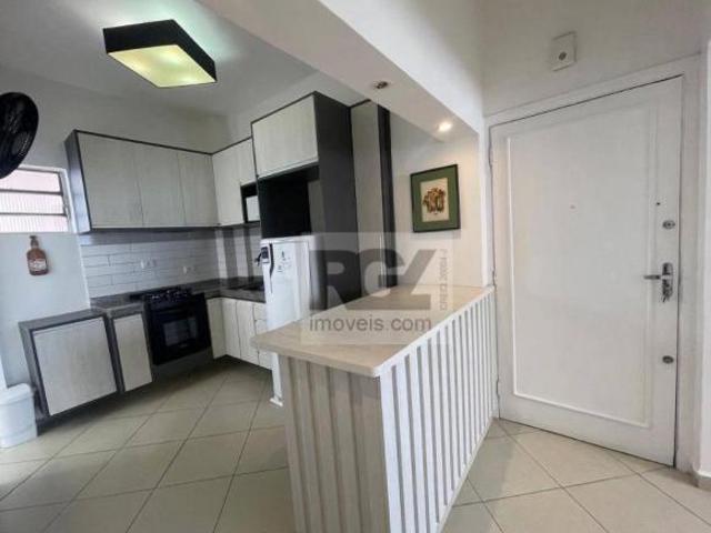 Apartamento com 2 dormitórios à venda, 55 m² por R$ 549.000,00 Ponta da Praia Santos/SP