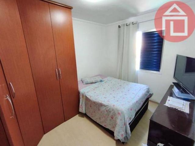 Apartamento com 2 dormitórios à venda, 56 m² por R$ 330.000,00 Condomínio Residencial Colinas da M