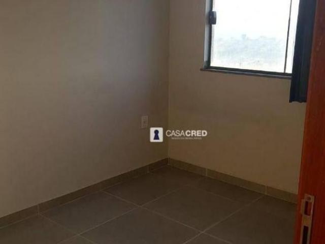 Apartamento com 2 dormitórios à venda, 51 m² por R$ 185.000,00 Parque de Exposições Varginha/MG
