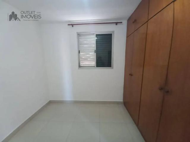 Apartamento com 2 dormitórios à venda, 52 m² por R$ 200.000 Dic VI. Conjunto Habitacional Santo Di