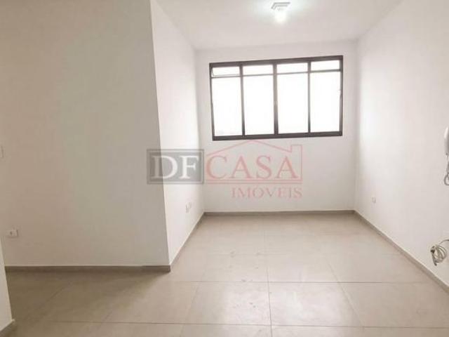 Apartamento com 2 dormitórios à venda, 52 m² por R$ 278.900,00 Guaianazes Sã