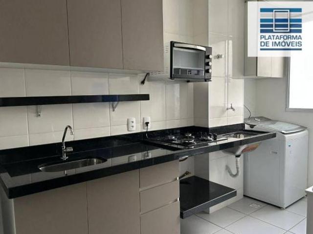 Apartamento com 2 dormitórios à venda, 53 m² por R$ 358.000,00 Condomínio Portal Jardins D&apos Vera