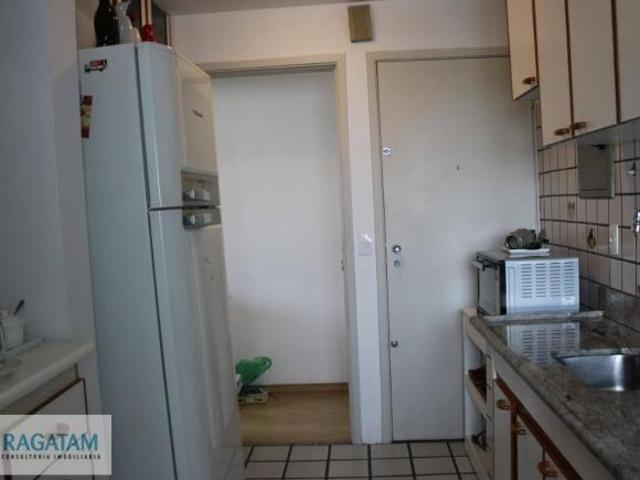 Apartamento com 2 dormitórios à venda, 64 m² por R$ 760.000 Santa Cecília São Paulo/SP