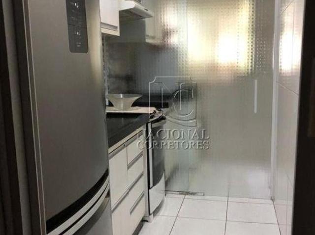 Apartamento com 2 dormitórios à venda, 60 m² por R$ 300.000,00 Parque São Rafa